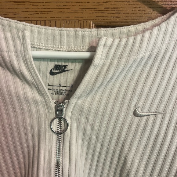 Nike Sportswear Chill Rib
Women's Slim Full-Zip Cardigan - Picture 5 of 5